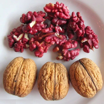 Juglans regia 'Vérbélű' Dió Vérbélű